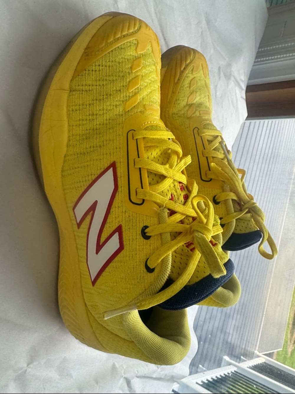 New Balance Women's Fuel Cell 996V5 Size 9.5 Yellow Shoes Run Walk Tennis
